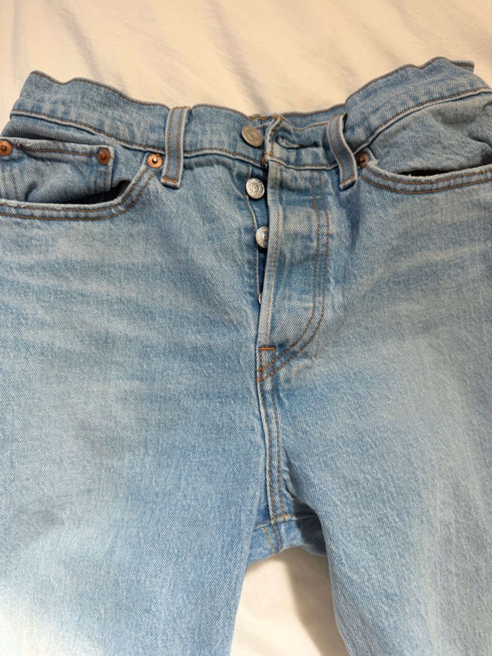 Levi’s Premium Wedgie Straight Jeans | Size 27 - Picture 3 of 6